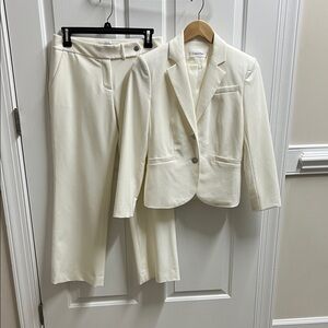 Calvin Klein women’s off white Ivory Blazer jacket pants suit Set size 0 2 #3186